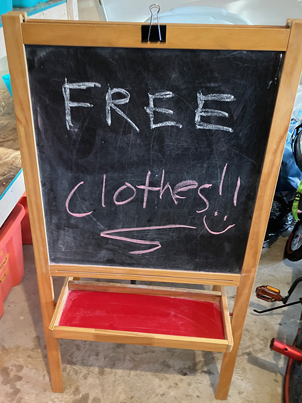 sign - free clothes